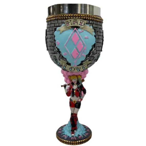 DC Comics – Harley Quinn kehely