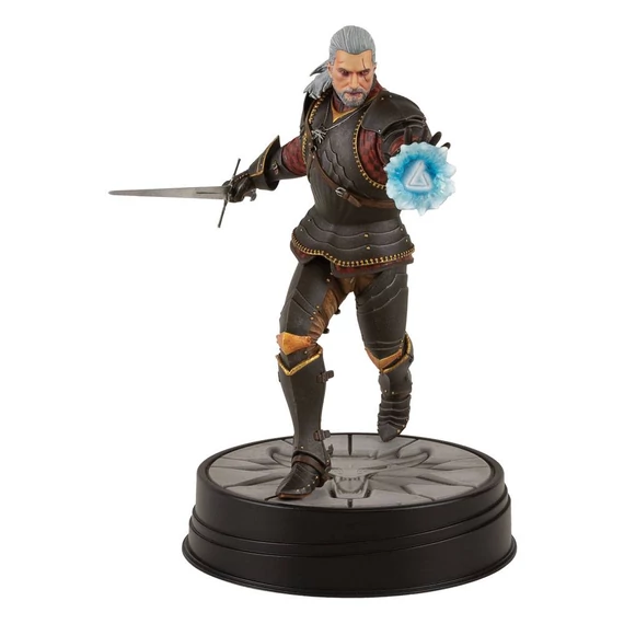 Witcher 3 Wild Hunt PVC Szobor - Geralt Toussaint Tourney Armor 20 cm