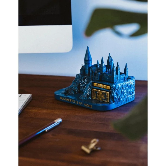 Harry Potter Öröknaptár - Hogwarts 9 x 10 x 14 cm
