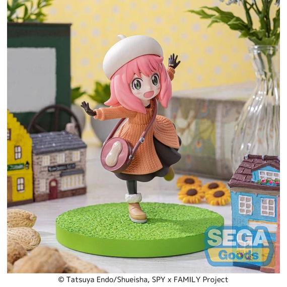 Spy x Family Luminasta PVC Szobor - Anya Forger Family Ooting 12 cm