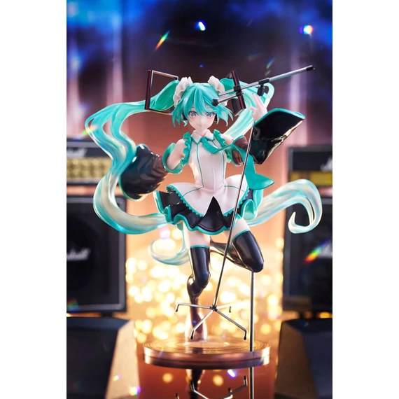 Hatsune Miku AMP PVC Szobor - Statue Birthday 2023 Ver. 21 cm