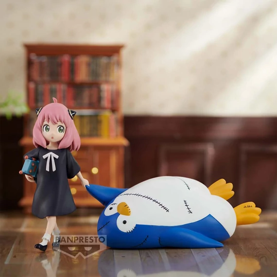 Spy x Family Break Time Collection PVC Szobor - Anya & Penguin 12 cm