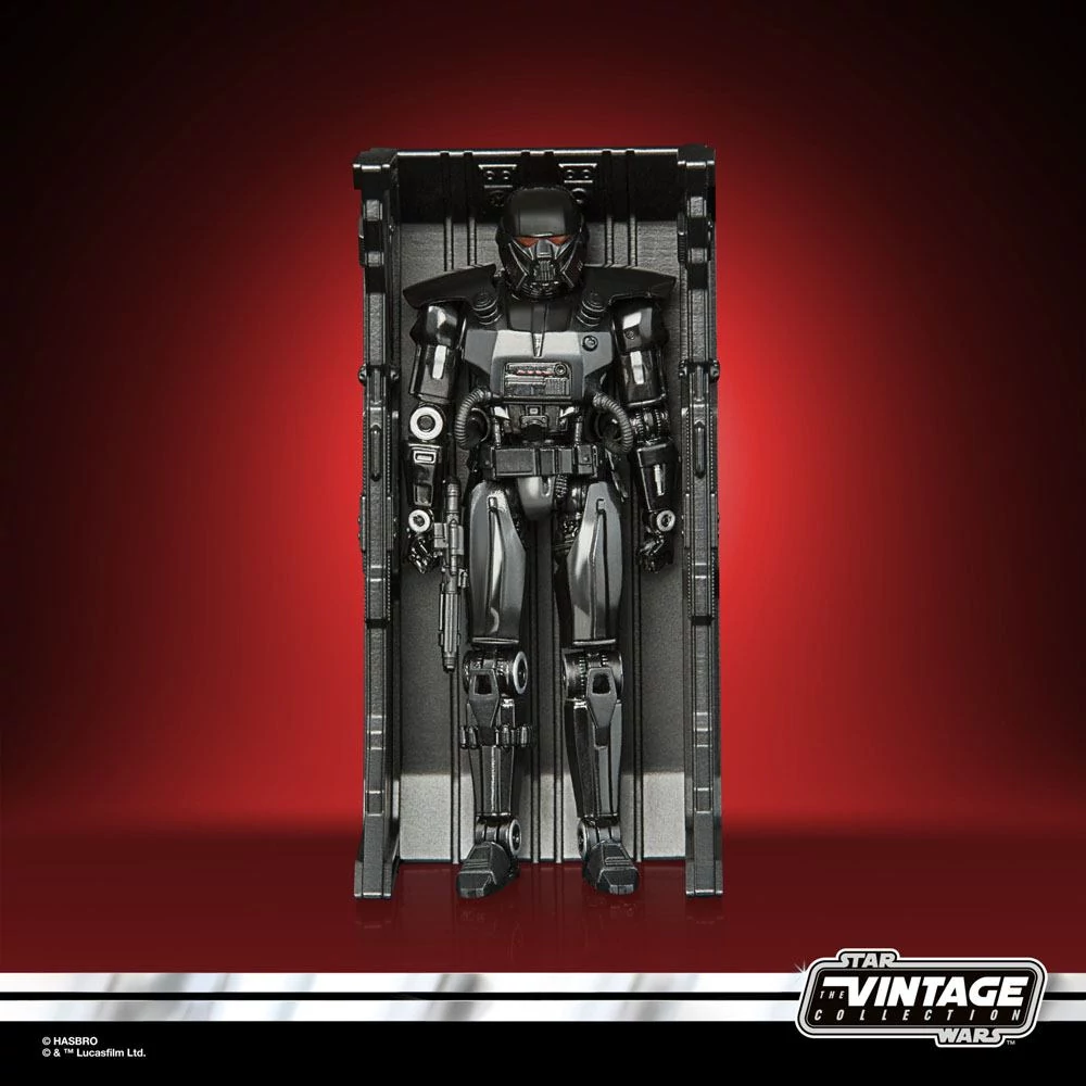 Star Wars The Mandalorian Vintage Collection 2022 Akciófigura - Dark Trooper 10 cm