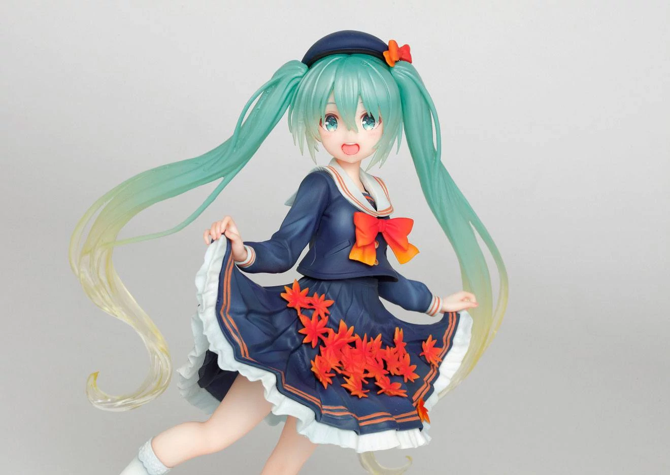Vocaloid PVC Szobor - Hatsune Miku 3rd Season Autumn Ver. (re-sales) 18 cm