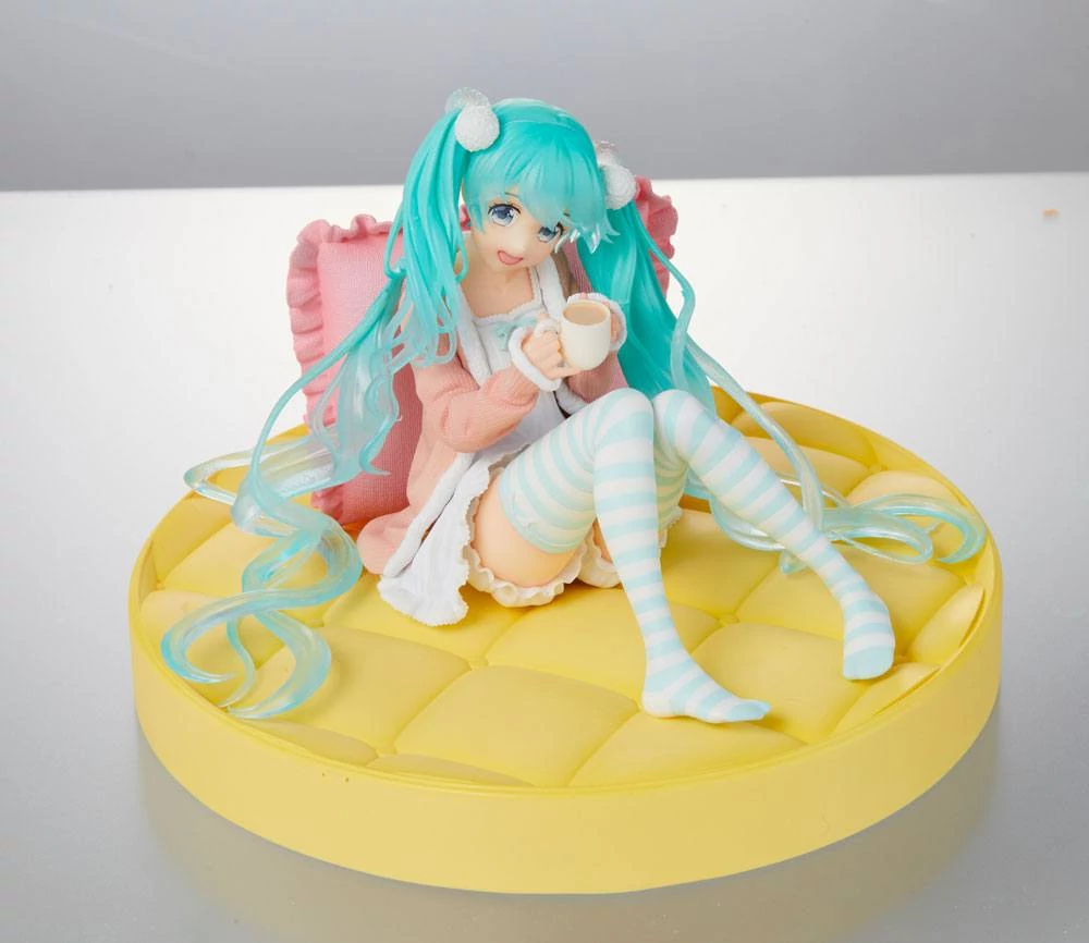Hatsune Miku PVC Szobor - Hatsune Miku Original Casual Wear Ver. 13 cm