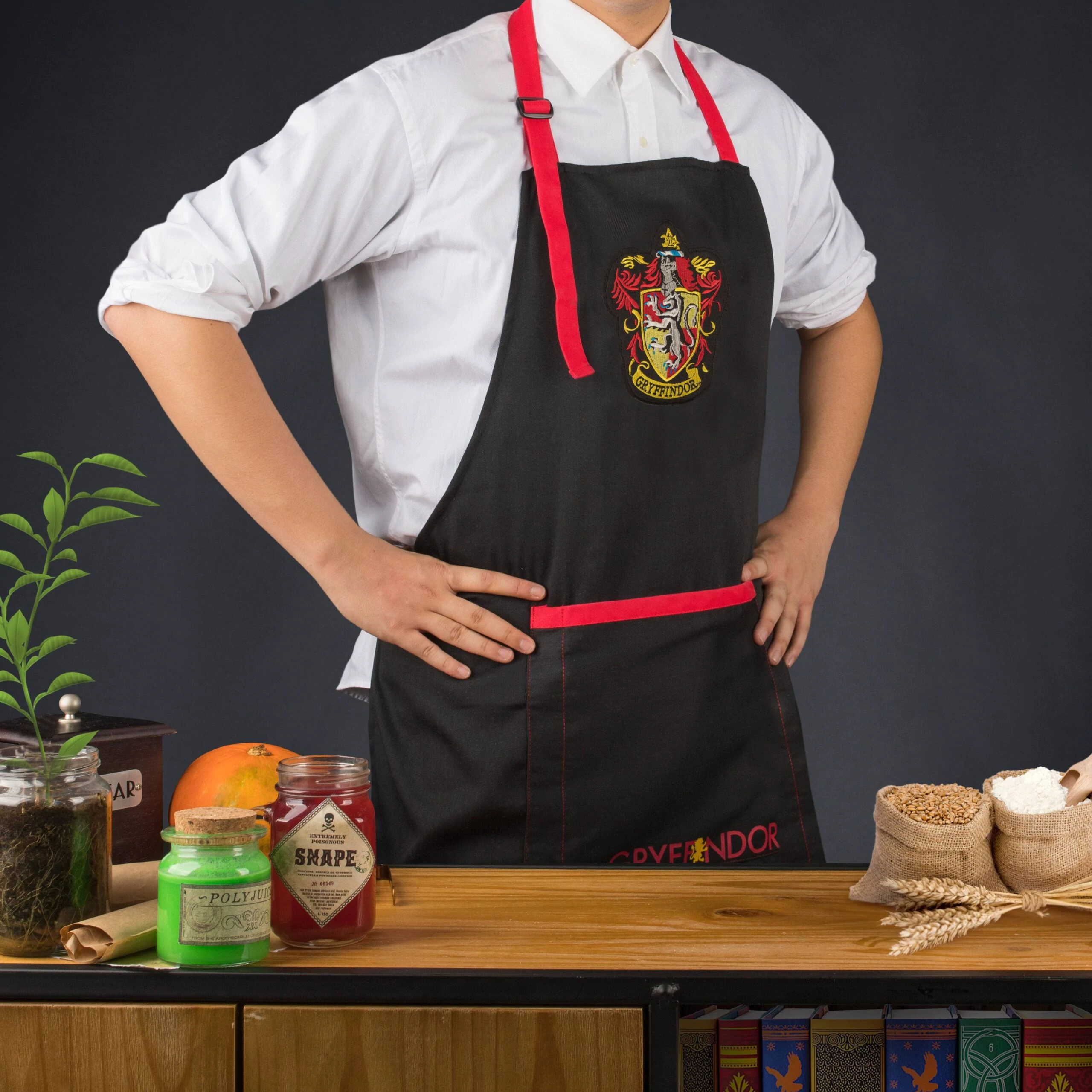 Harry Potter Kötény - Gryffindor