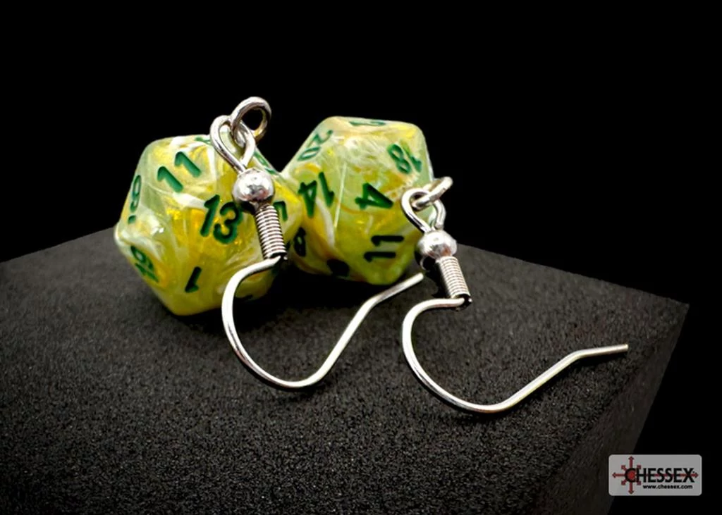 Chessex Fülbevaló - Marble Green Mini-Poly d20 (2db)