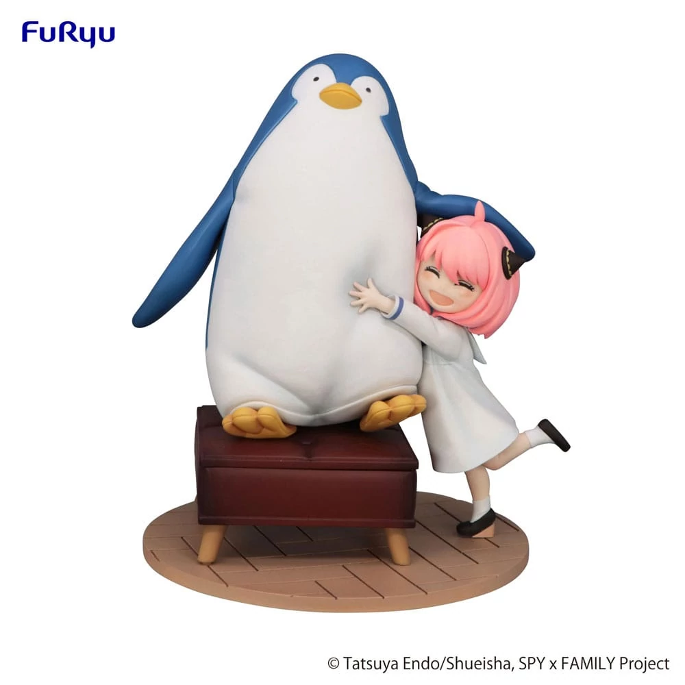 Spy x Family Exceed Creative PVC Szobor - Anya Forger with Penguin 19 cm