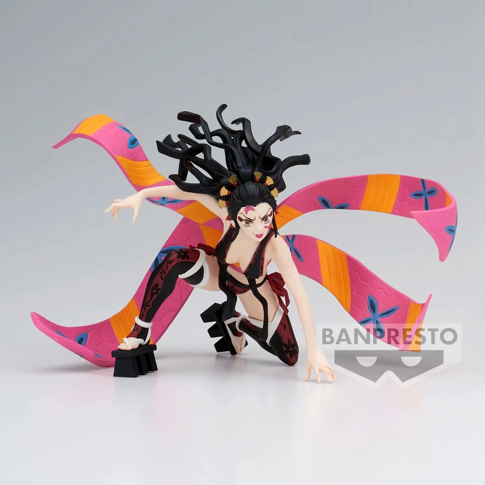 Demon Slayer Kimetsu no Yaiba Vibration Stars PVC Szobor - Daki (Version A) 8 cm