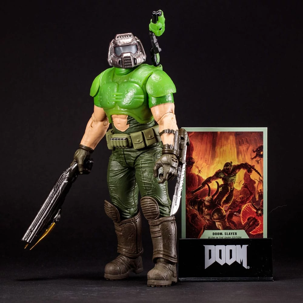 Doom Eternal Akciófigura Doom Slayer Classic (Glow In The Dark Edition) Gold Label 18 cm